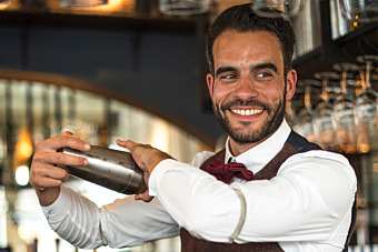 Zo organiseer je de leukste cocktailparty! 